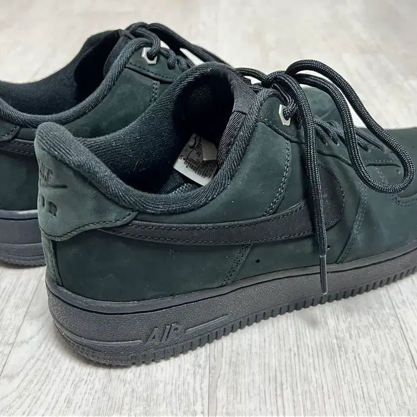 [BUNJANG] Nike Air Force WB Black Sneakers / 나이키 에어포스 wb 블랙 260