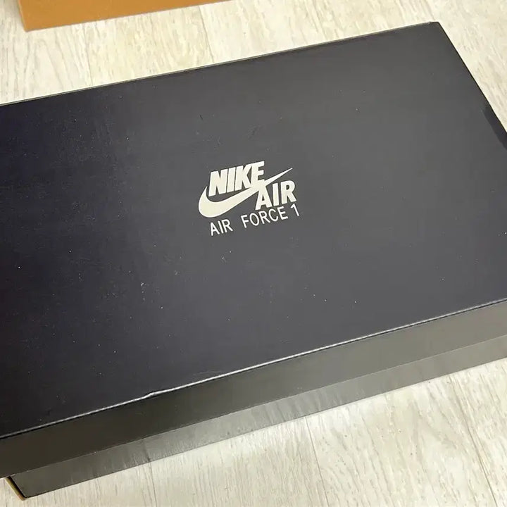 [BUNJANG] Nike Air Force WB Black Sneakers / 나이키 에어포스 wb 블랙 260