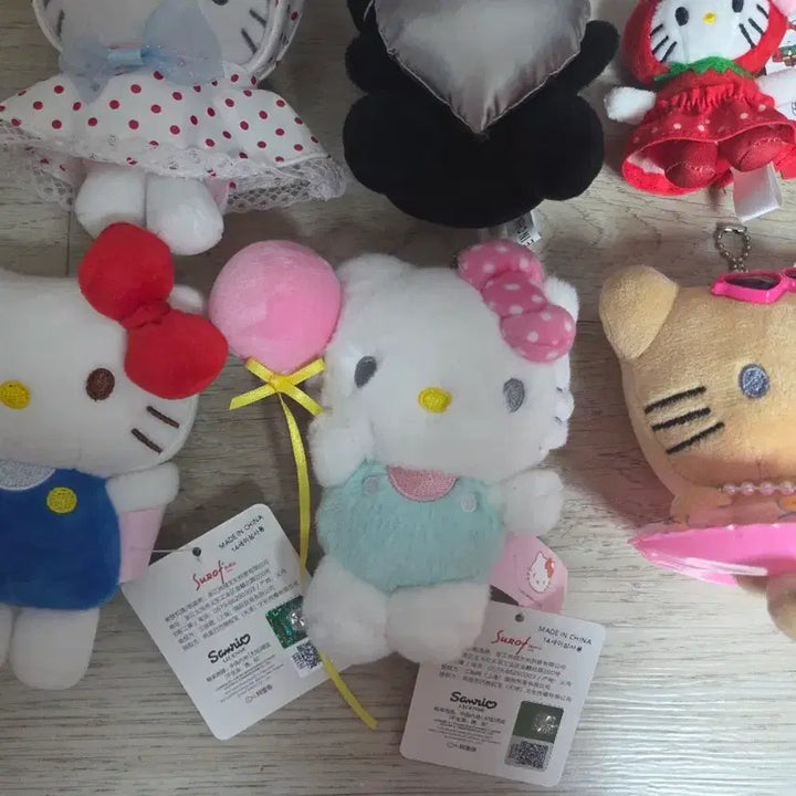 [BUNJANG] Sanrio Hello Kitty Doll Keyring Set / 산리오 헬로키티 인형 키링 세트