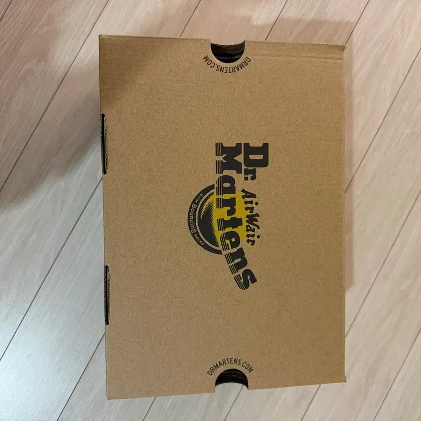 [BUNJANG] Dr. Martens Miles Sandals / 닥터마틴 마일즈 5사이즈