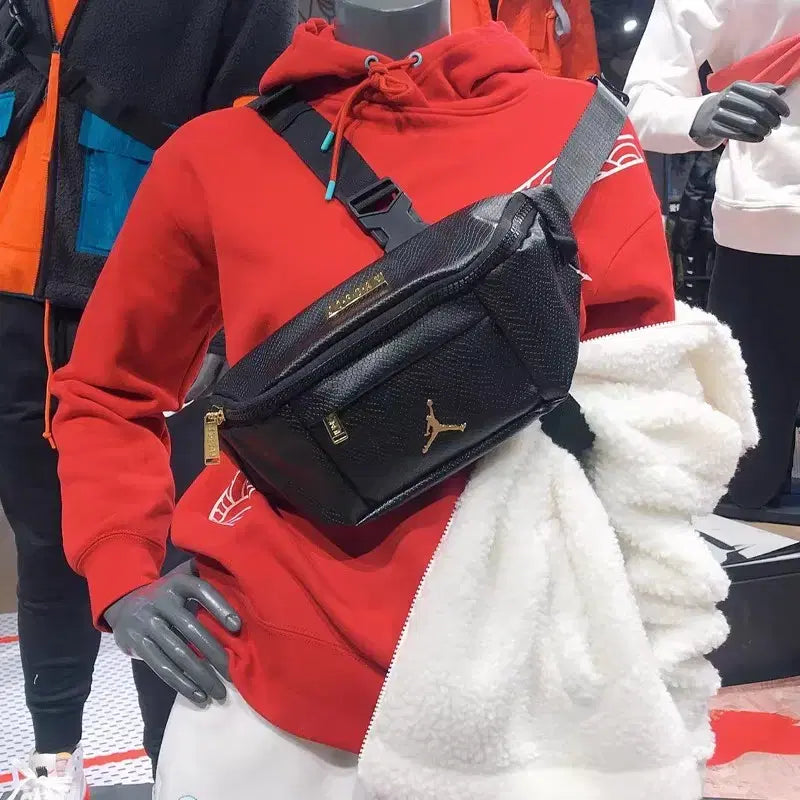 [BUNJANG] Nike Jordan Sling Bag / 나이키 조던 슬링백 힙색 웨이스트백 크로스 숄더백 블랙 화이트