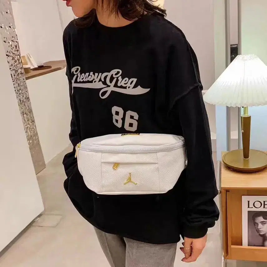 [BUNJANG] Nike Jordan Sling Bag / 나이키 조던 슬링백 힙색 웨이스트백 크로스 숄더백 블랙 화이트