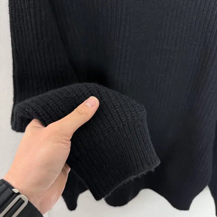 [BUNJANG] August V-Neck Knit Sweater / 어그스트 니트