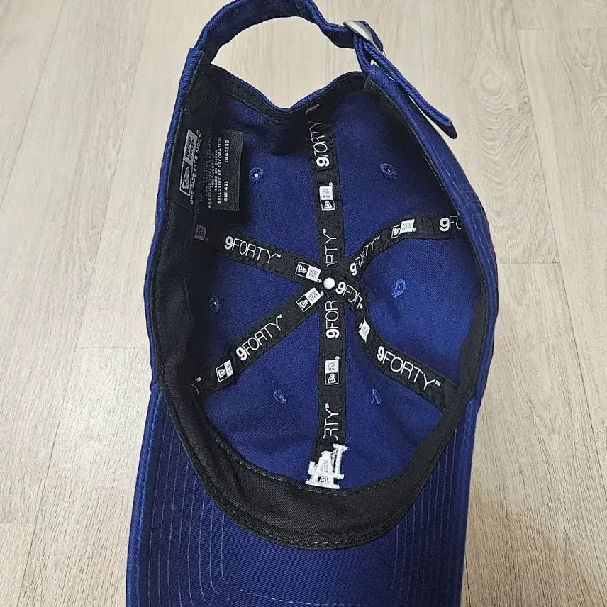 [SOLD OUT] 뉴에라 940 언스트럭쳐 볼캡 [새상품]