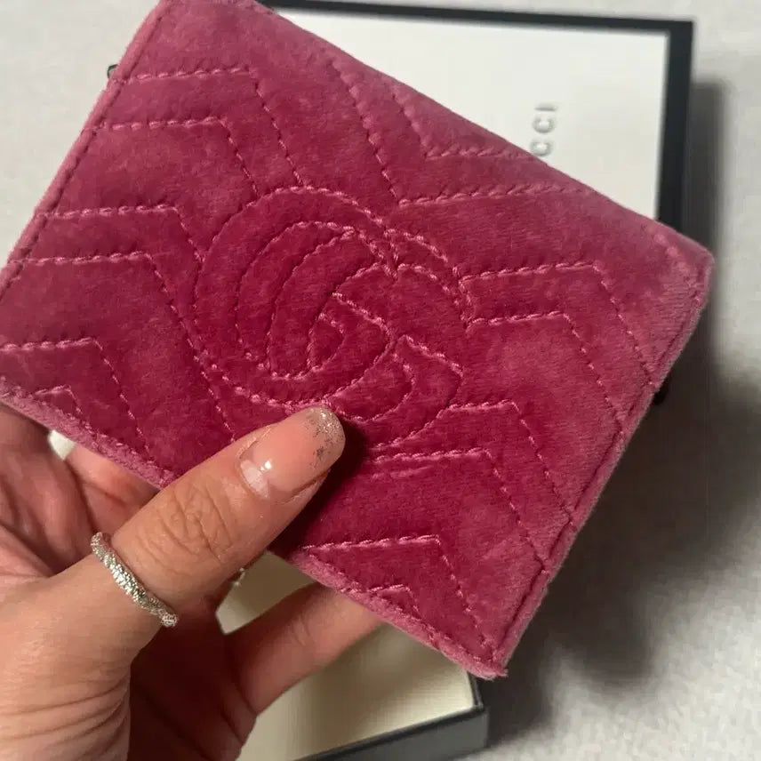 [BUNJANG] Gucci Marmont LOVE Velvet Wallet / 구찌 마몬트 LOVE 벨벳 반지갑