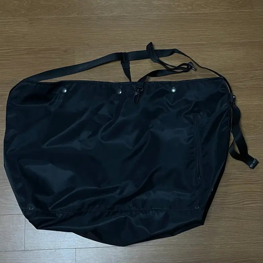 [BUNJANG] Hatching Room Dickies Wavey Messenger Bag / 해칭룸 디키즈 웨이비 메신저백