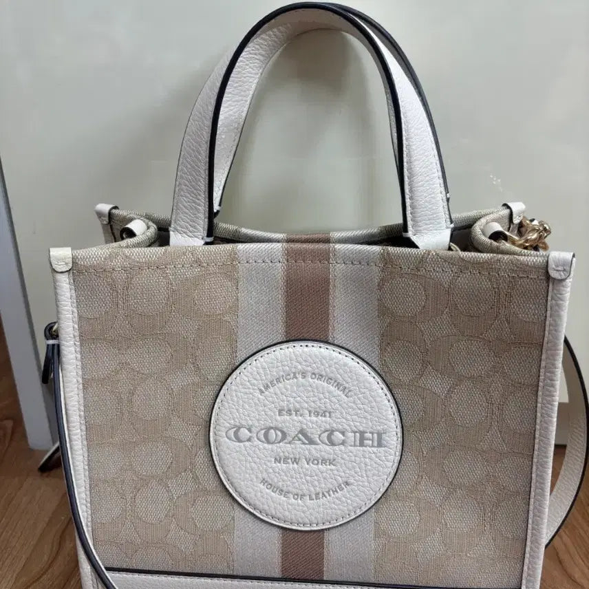 [BUNJANG] Coach Signature Canvas Tote Bag Ivory / 코치 시그니처 캔버스 토트백 아이보리