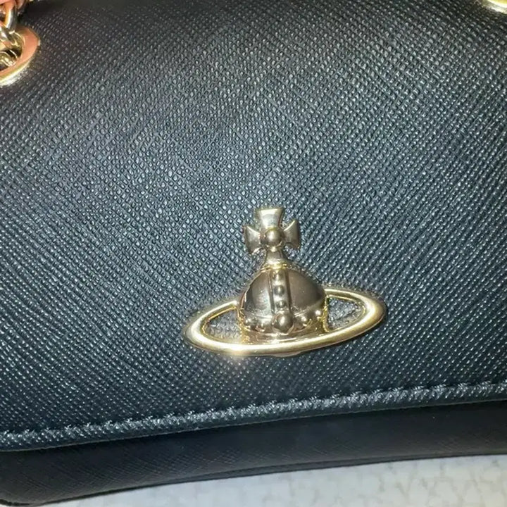 [BUNJANG] Vivienne Westwood Small Chain Crossbody Bag (Black) / Vivienne Westwood 스몰 체인 크로스백 (블랙)