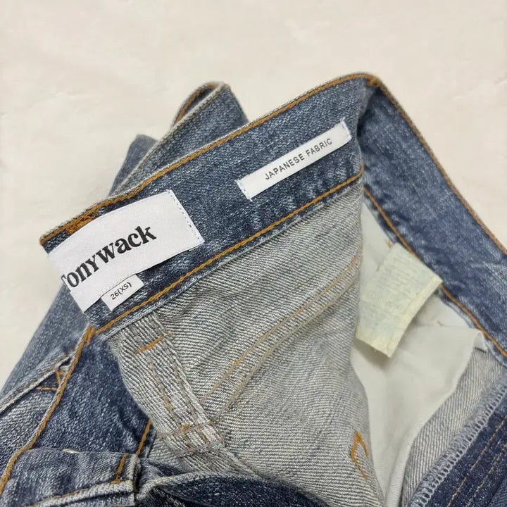 [BUNJANG] Toni Wek Straight-Leg Denim Jeans / 토니웩 STRAIGHT-LEG DENIM JEANS