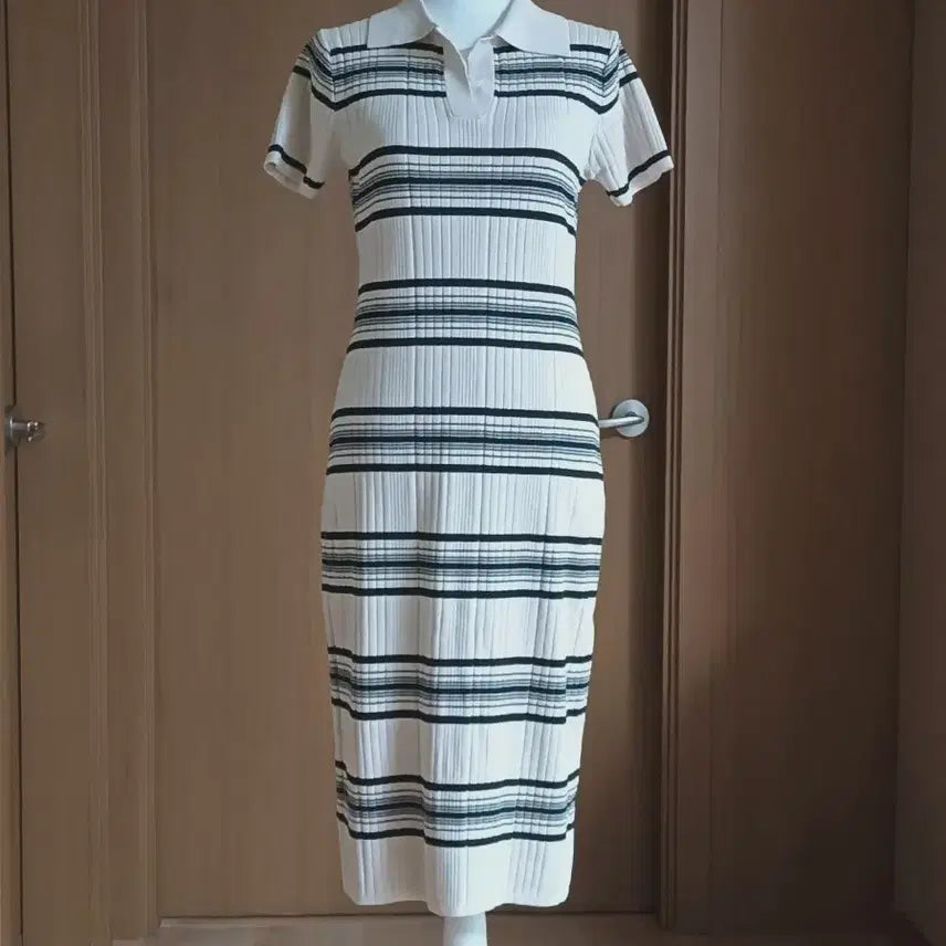 [BUNJANG] Stripe Knit Collar Neck Short Sleeve Dress / 미착용 스트라이프 니트 카라넥 반팔 원피스