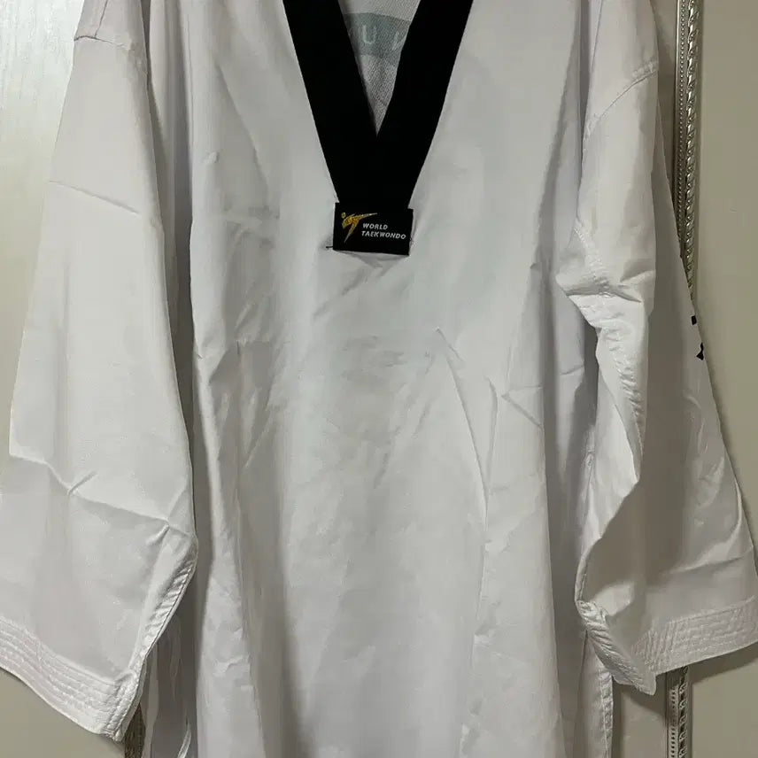 [BUNJANG] Yongin University Fighter Dobok Top Size 190 / 새상품) 용인대 파이터 도복 190