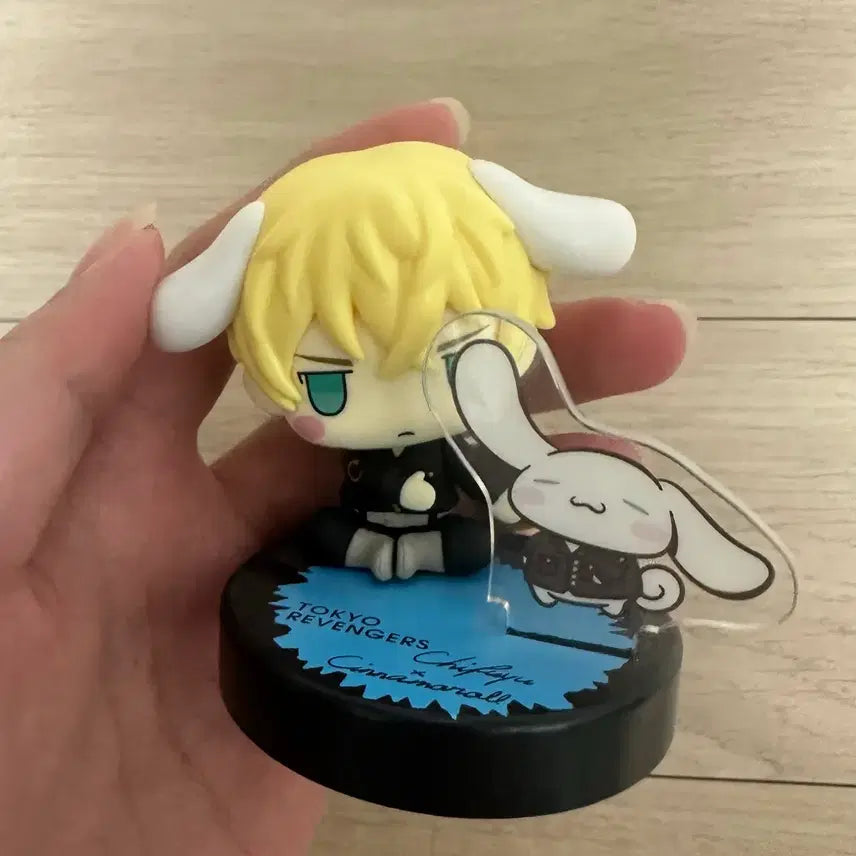 [BUNJANG] Tokyo Revengers Chifuyu Sanrio Collaboration Figure / 도쿄리벤져스 도리벤 치후유 산리오 콜라보 피규어