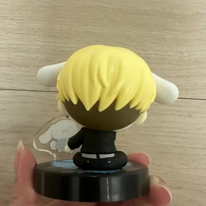 [BUNJANG] Tokyo Revengers Chifuyu Sanrio Collaboration Figure / 도쿄리벤져스 도리벤 치후유 산리오 콜라보 피규어