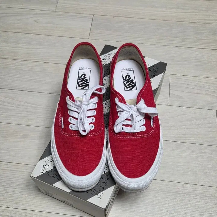 [SOLD OUT] 반스 LX볼트 어센틱 270