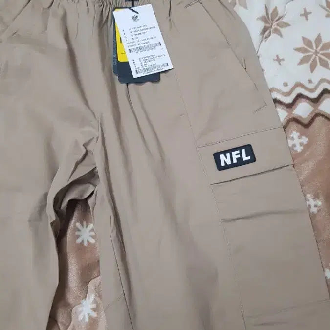 [BUNJANG] NFL Cargo Jogger Pants Beige / NFL 카고 조거 팬츠 베이지