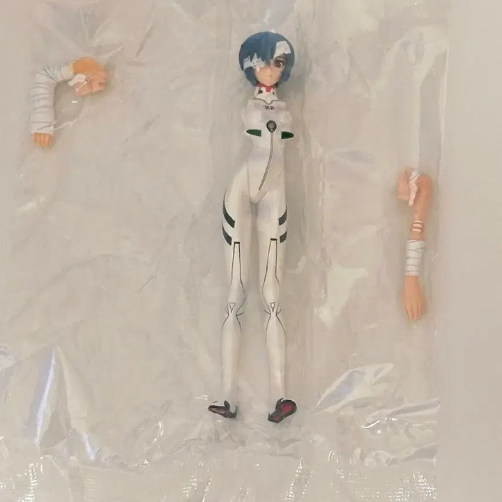 [BUNJANG] Evangelion Portrait Gacha Rei Figure / 에반게리온 포트레이트 가챠 레이