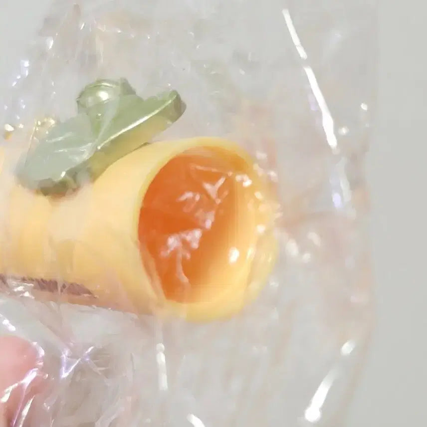 [BUNJANG] Pompompurin Lip Balm Case Keychain / 폼폼푸린 립밤케이스 가챠