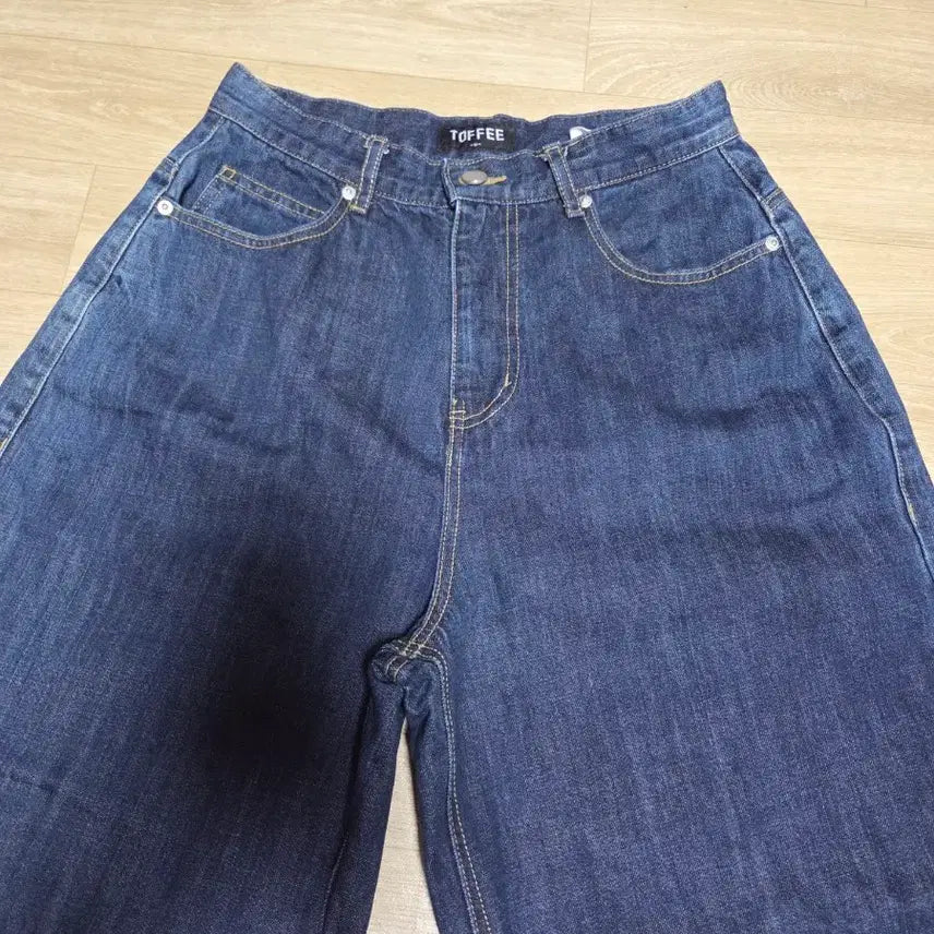 [BUNJANG] TOFFEE Wide Fit Jeans (Size M) / 토피 (TOFFEE) 청바지 M