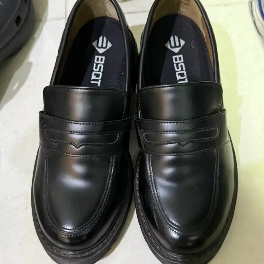 [BUNJANG] BSQT Black Loafers 250 / 급처)BSQT 블랙 로퍼 250