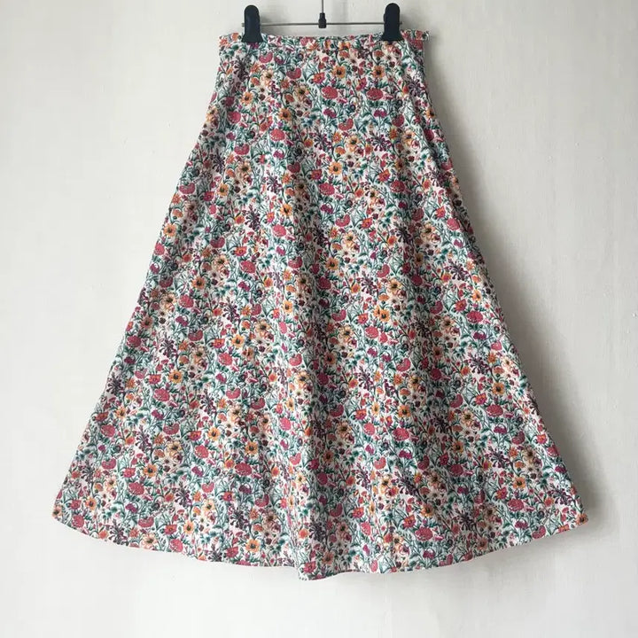 [BUNJANG] Cotton Floral Flare Long Skirt / 코튼 플라워 롱 스커트