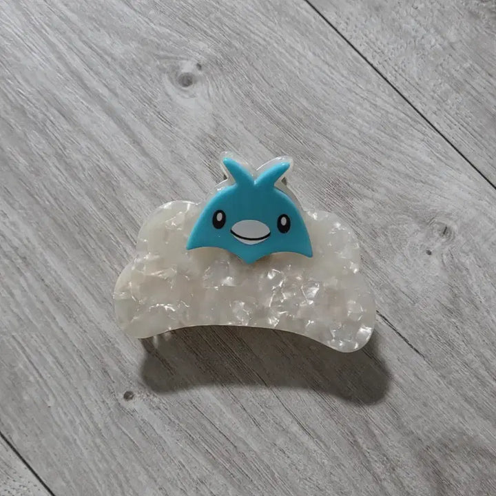 [BUNJANG] Pokemon Center Original Ribombee Hair Clip / (급전)포케센 파비코리 헤어클립