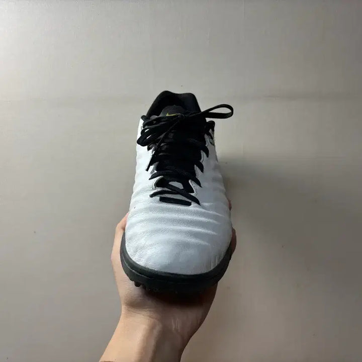 [SOLD OUT] [270] 나이키 티엠포 레전드7 아카데미 TF 풋살화
