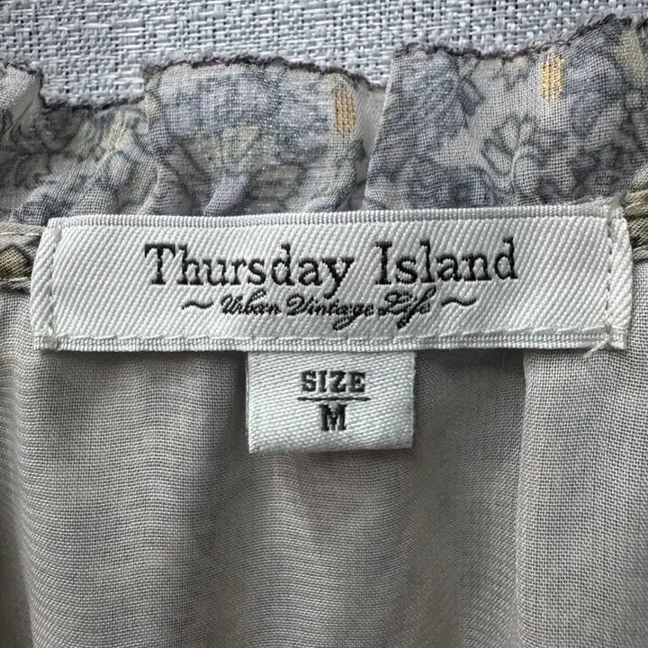 [BUNJANG] Thursday Island Border Mix Tassel Dress / 써스데이아일랜드 22년도 보더믹스 태슬 원피스 (55~66)
