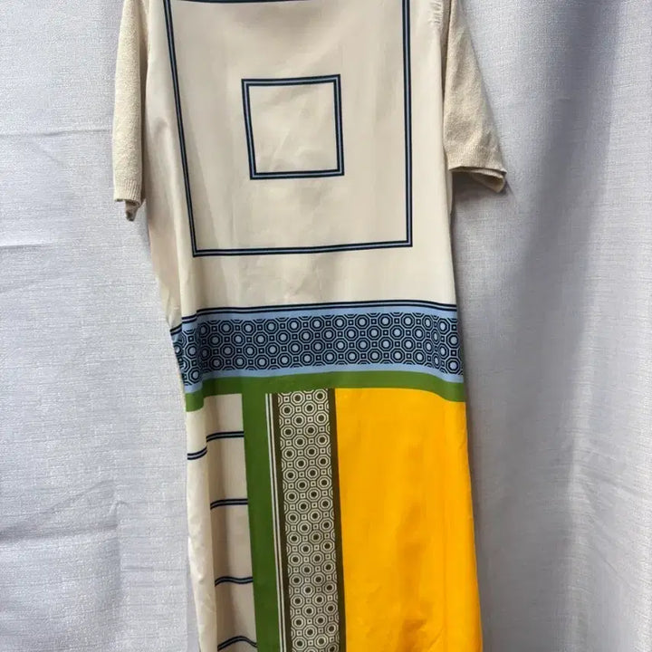 [SOLD OUT] 토리버치 실크혼방 기하학 패턴 니트 원피스 (55~66)