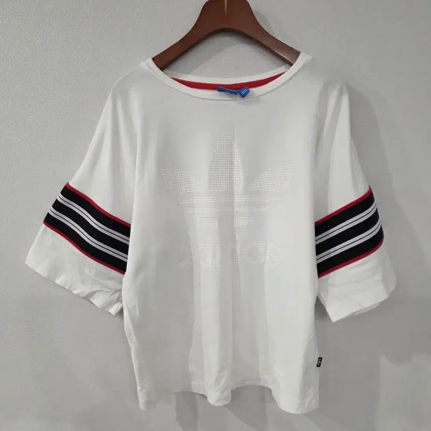 [SOLD OUT] 아디다스 흰색 반팔 티셔츠 90