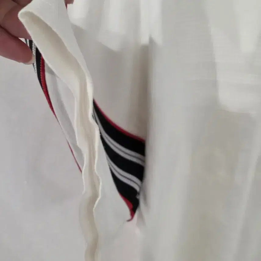 [SOLD OUT] 아디다스 흰색 반팔 티셔츠 90