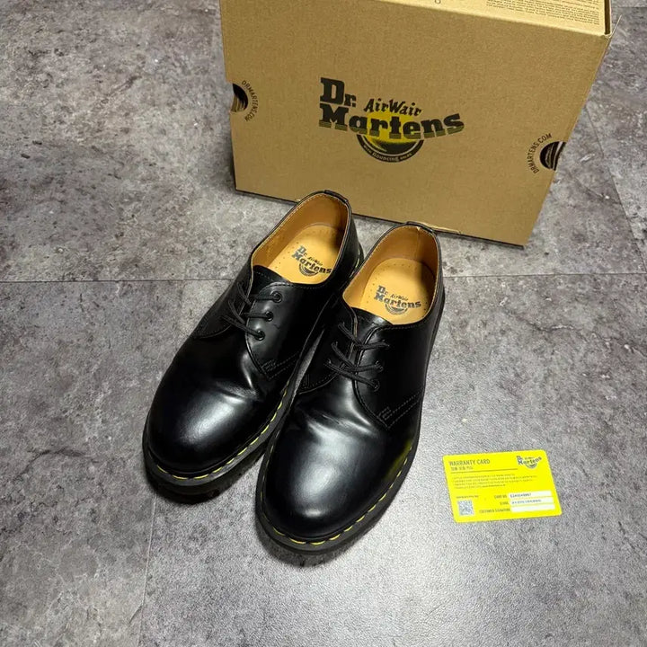 [SOLD OUT] 닥터마틴 1461 스무스 250 풀박스