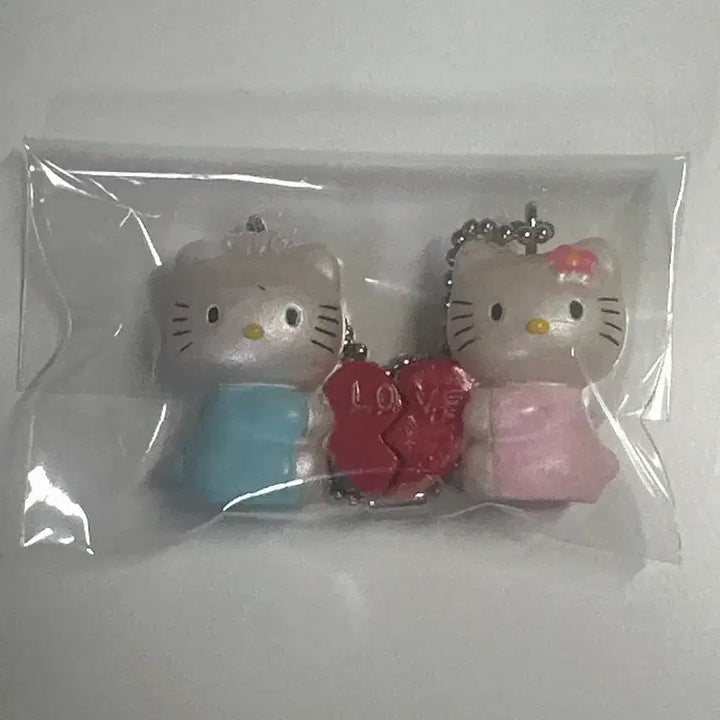 [BUNJANG] Sanrio Hello Kitty &amp; Daniel Couple Charm Strap Keychain Bundle / 고전 산리오 헬로키티 키티 다니엘 커플 챰 스트랩 키링 일괄