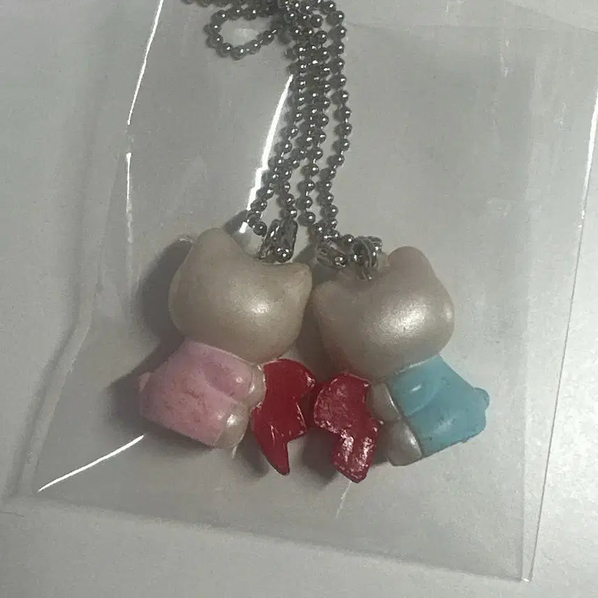 [BUNJANG] Sanrio Hello Kitty &amp; Daniel Couple Charm Strap Keychain Bundle / 고전 산리오 헬로키티 키티 다니엘 커플 챰 스트랩 키링 일괄
