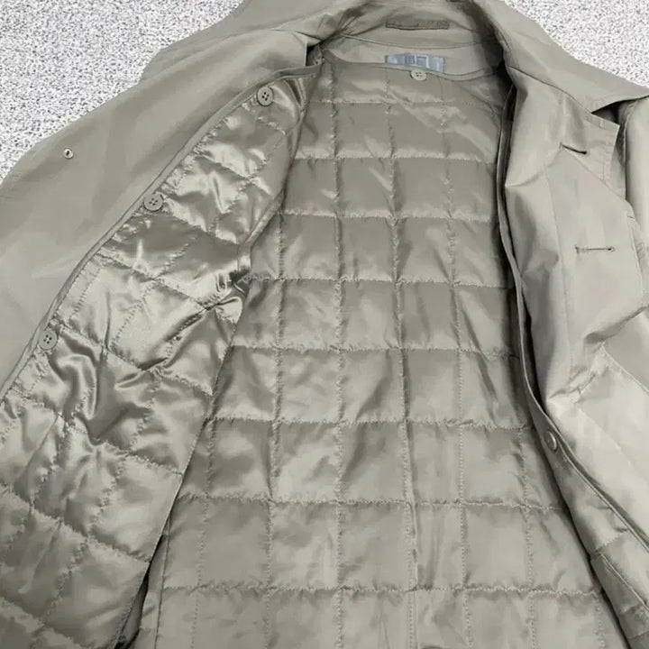 [BUNJANG] Uniqlo Lightweight Coat (Men&