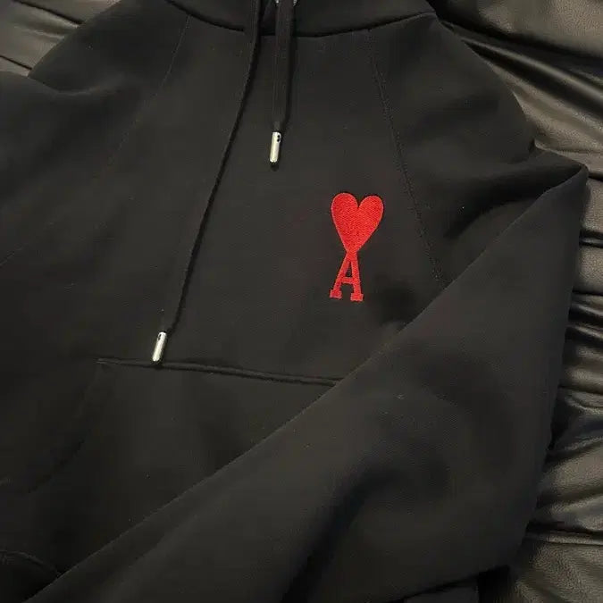 [BUNJANG] BTS Army Black Cropped Hoodie / 아미 블랙 후드티