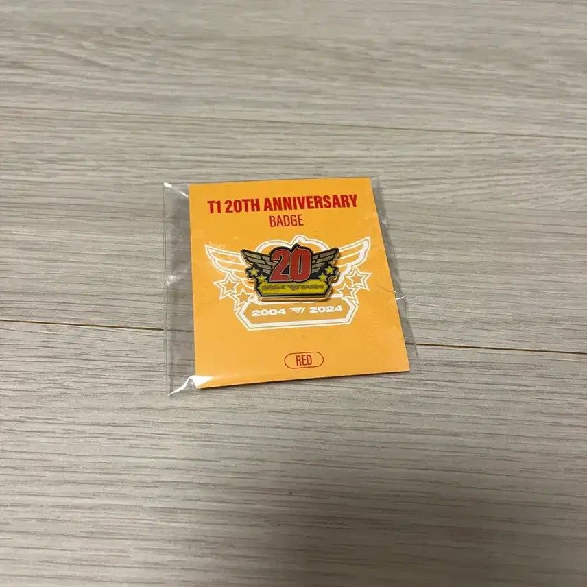 [BUNJANG] T1 20th Anniversary Badge / T1 티원 20주년 뱃지