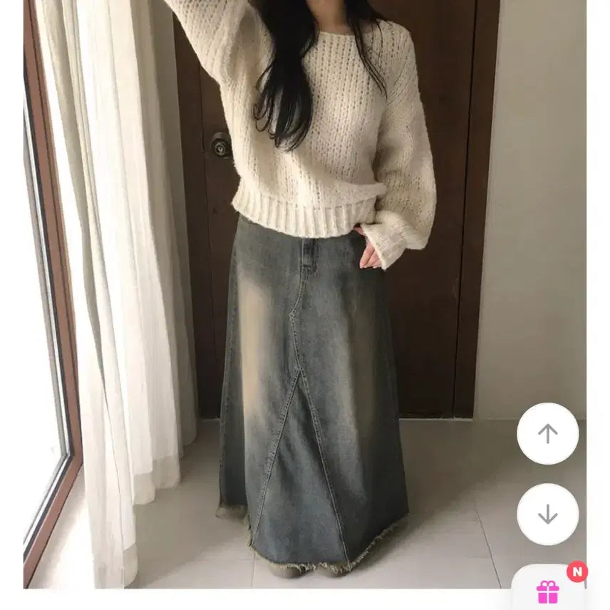 [BUNJANG] Off-Shoulder Ivory Knit Sweater / 오프숄더 아이보리 니트