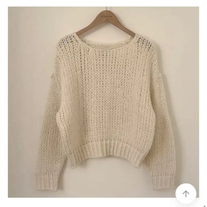 [BUNJANG] Off-Shoulder Ivory Knit Sweater / 오프숄더 아이보리 니트