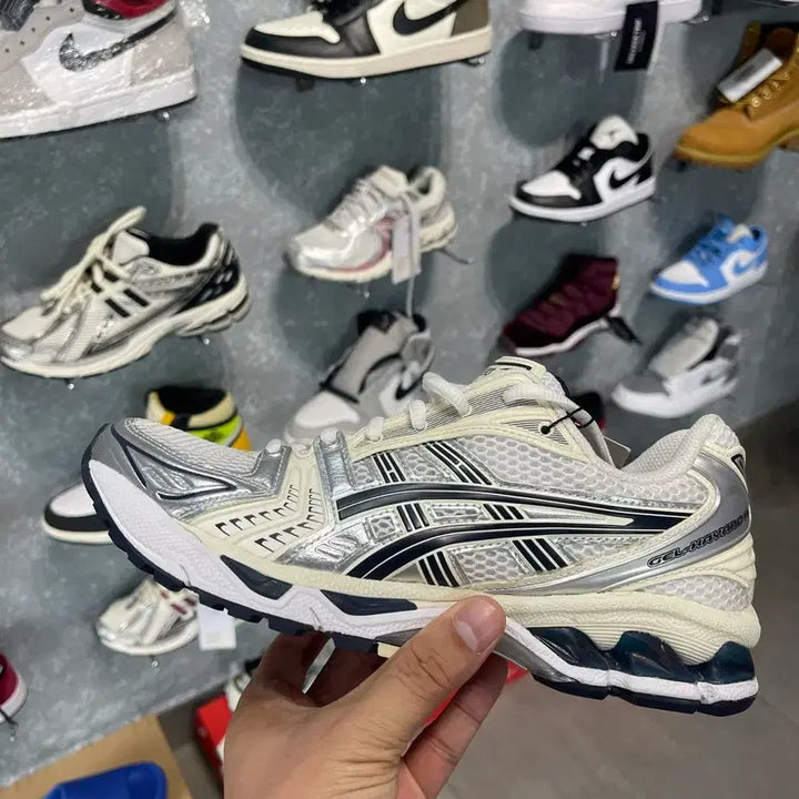 [BUNJANG] Asics Gel-Kayano 14 White Midnight 255 / [255] (W) 아식스 젤 카야노 14 화이트 미드나잇