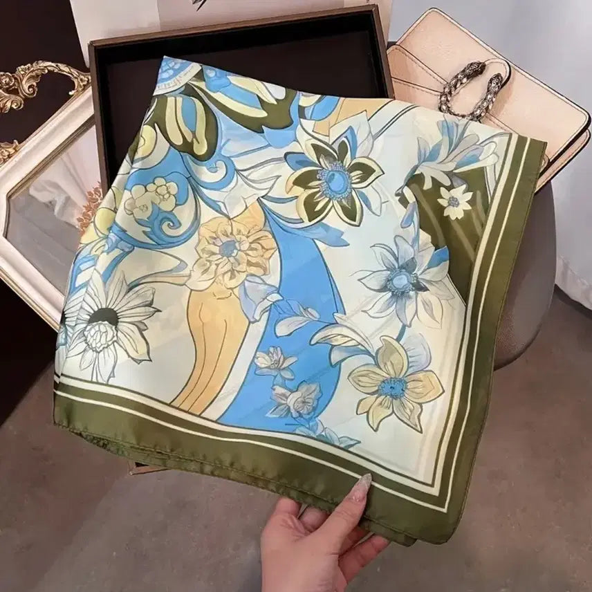 [BUNJANG] Patterned Silk Scarf / 패턴 스카프(새상품)