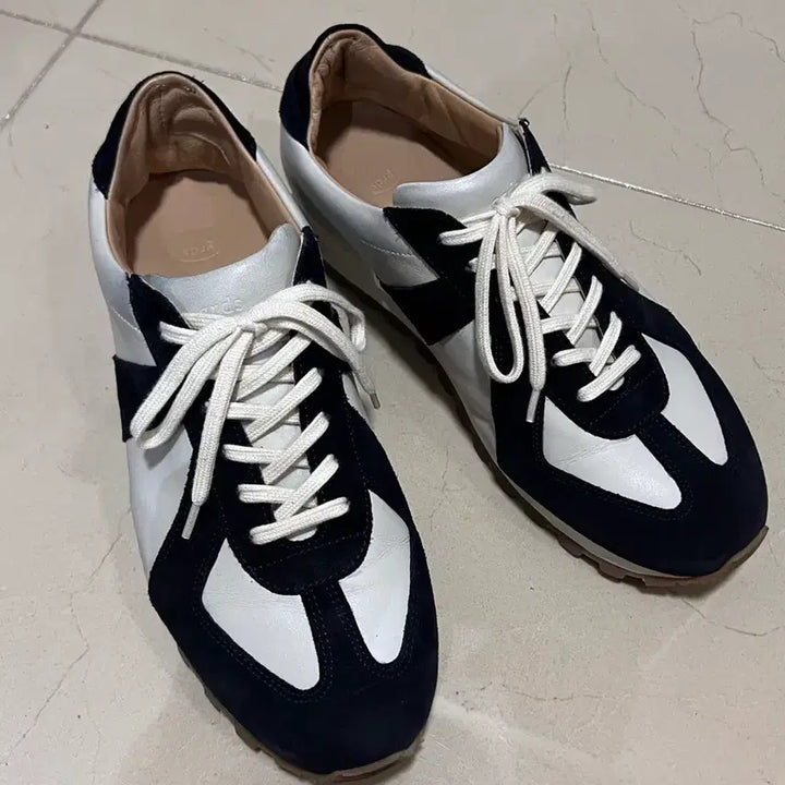 [SOLD OUT] 그라더스 스니커즈 270