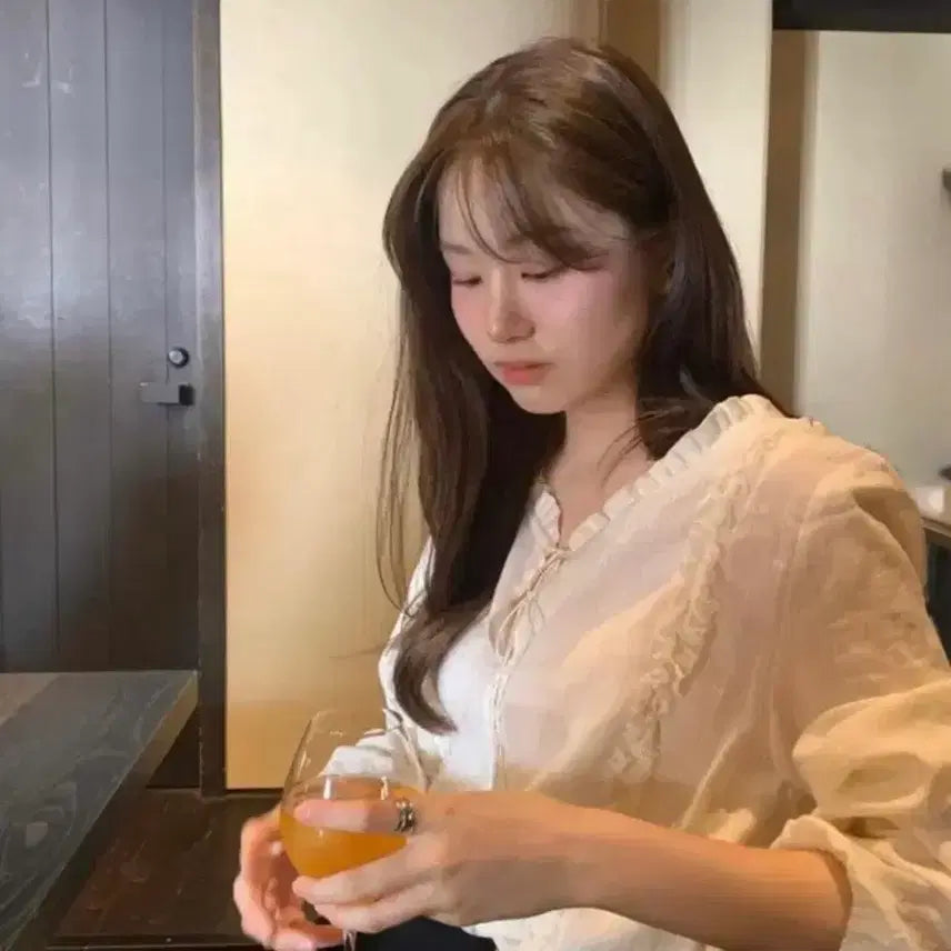 [BUNJANG] Parven Blouse / 파르벵 블라우스