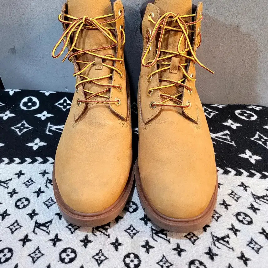 [SOLD OUT] 정품 팀버랜드 6인치 프리미엄 워커부츠