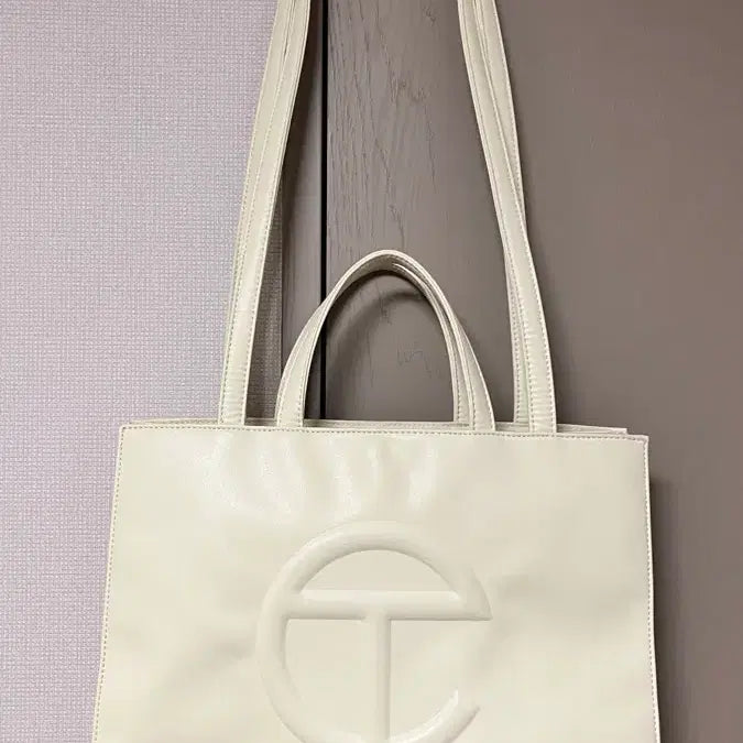 [BUNJANG]  Telfar Large Shopping Bag with Dust Bag / (텔파) 라지 쇼핑백 글루 (더스트백 포함)
