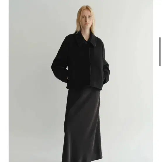 [BUNJANG] EAAH Short Coat - Black / EAAH 이아 숏 코트 블랙