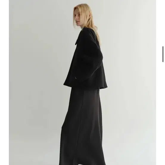 [BUNJANG] EAAH Short Coat - Black / EAAH 이아 숏 코트 블랙
