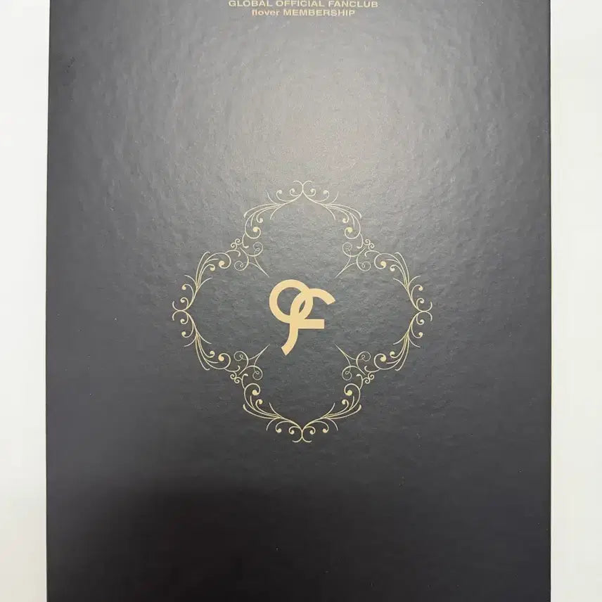 [BUNJANG] fromis_9 flover 2023 Membership Kit / 프로미스나인 팬클럽 2023 멤버십 키트(증명사진+포토카드+포토북)