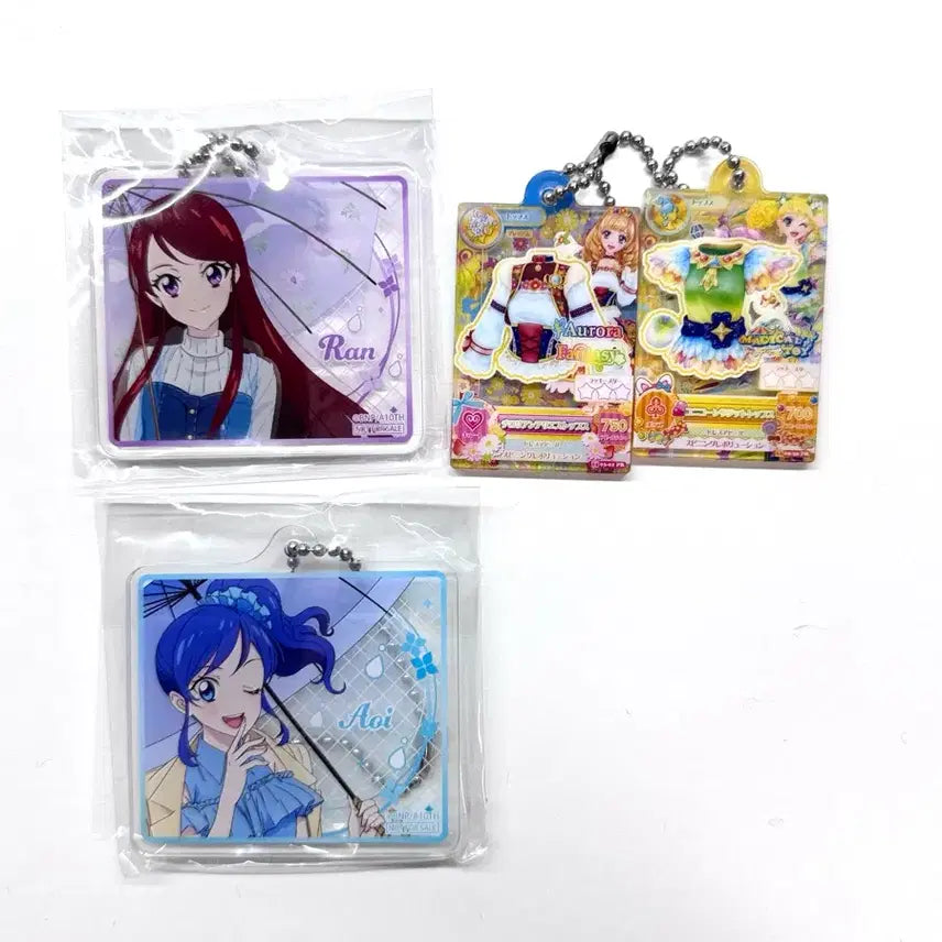 [BUNJANG] Aikatsu Acrylic Keyring and Badge Set / 아이카츠 아크릴 키링 뱃지