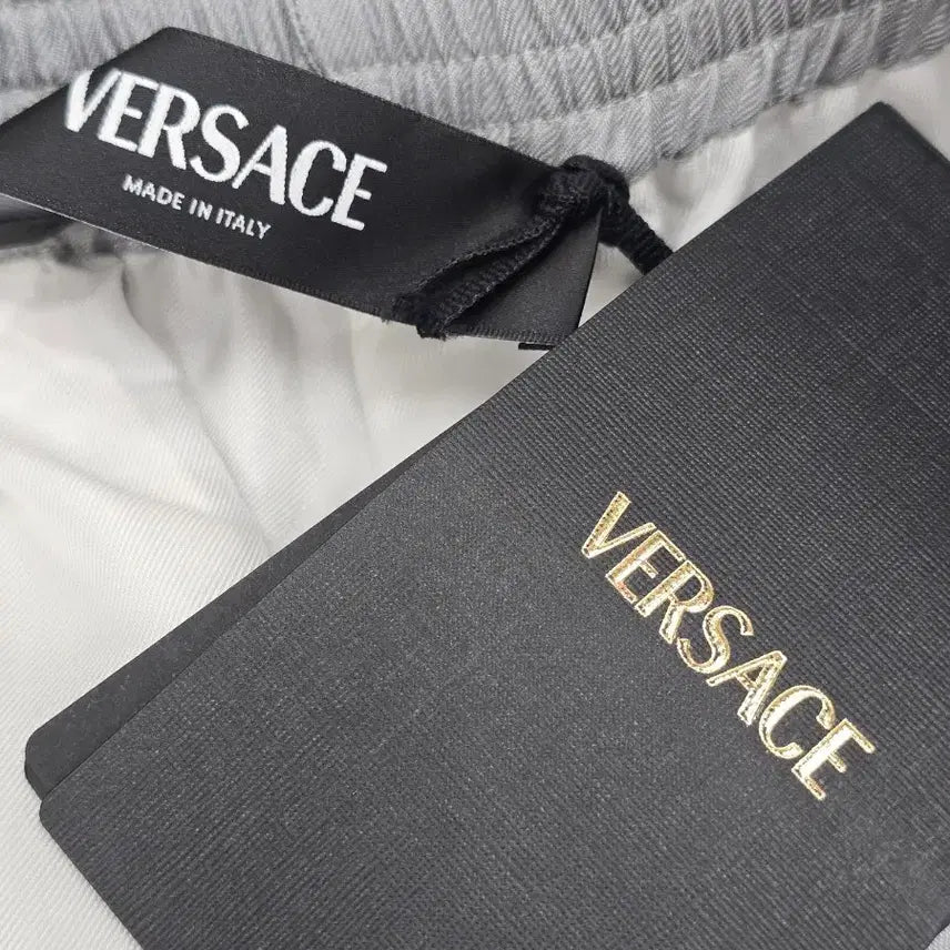 [BUNJANG] Versace Barocco Silk Shorts / 베르사체 바로코 씨 실크 반바지