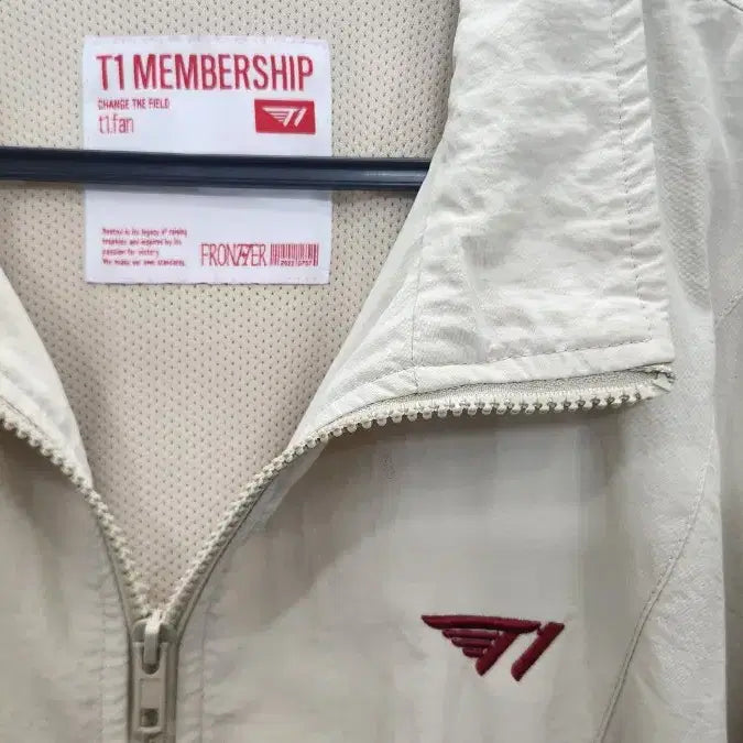 [BUNJANG] T1 2022 Membership Windbreaker Jacket / [한정판] 2022 T1 멤버십 2기 한정 바람막이 (자켓)